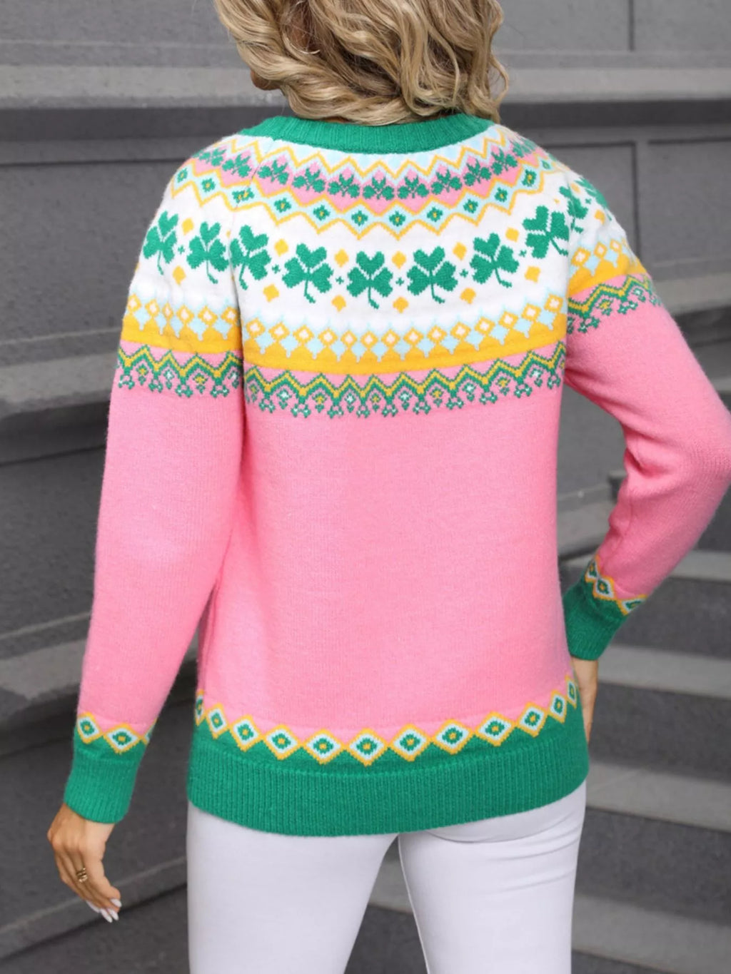 Clover Neck Knitted Sweater